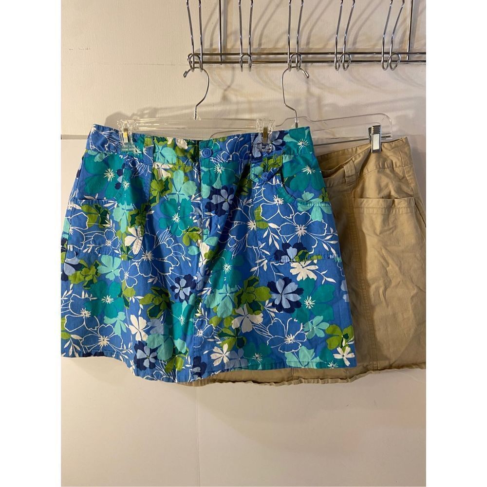 2 Faded glory skorts skirts‎ size 14 (1 defective)